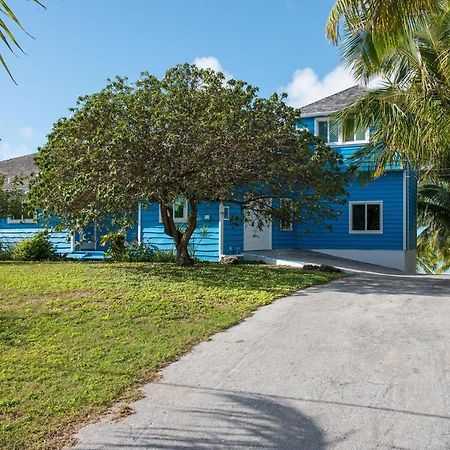 Blue Dream By Eleuthera Vacation Rentals Гавърнърс Харбър Екстериор снимка